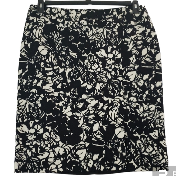 Talbots~Woman Size 16~Black/White A-Line Cotton Pensil Skirt Lined. - Picture 4 of 8
